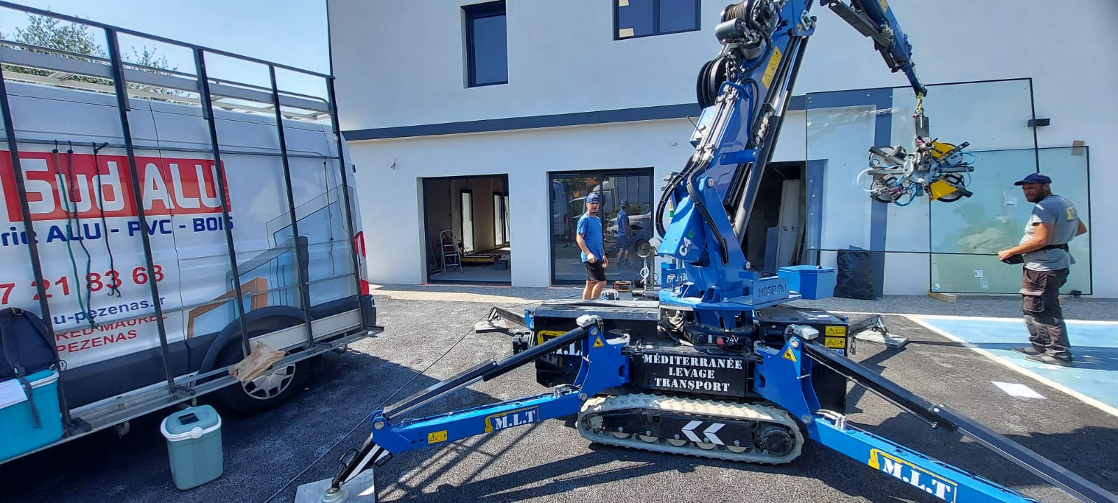 18/07/2025 Pose d un chassis fixe aluminium 