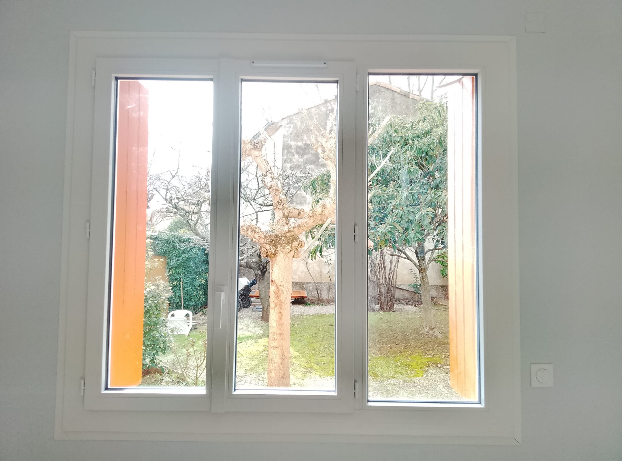 20/02/2026 REMPLACEMENT FENETRES PORTES FENETRES ET PORTE D ENTREE A PEZENAS 