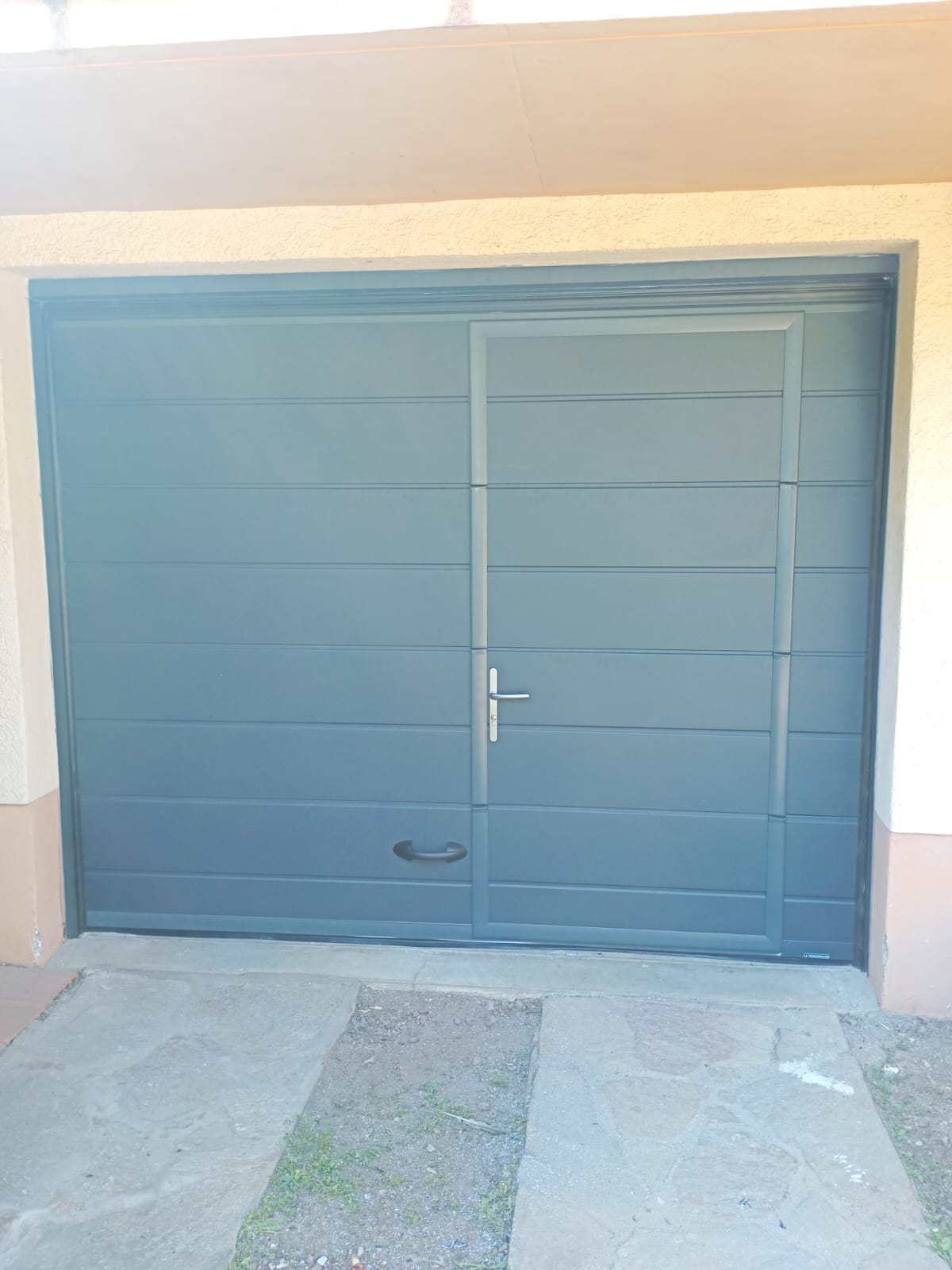 15/05/2025 REMPLACEMENT PORTE DE GARAGE 