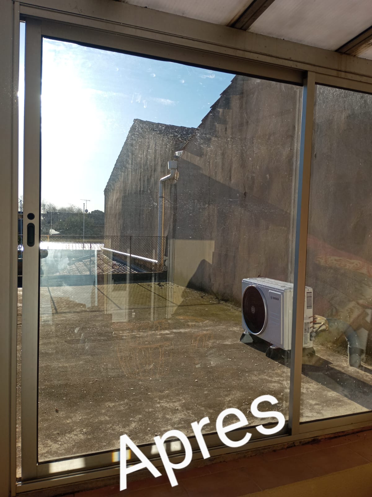 JANVIER 2025 REMPLACEMENT VITRAGE , POSE CHASSIS FIXE ET 2 PORTES FENETRES PVC , POSE D UN PORTILLON 